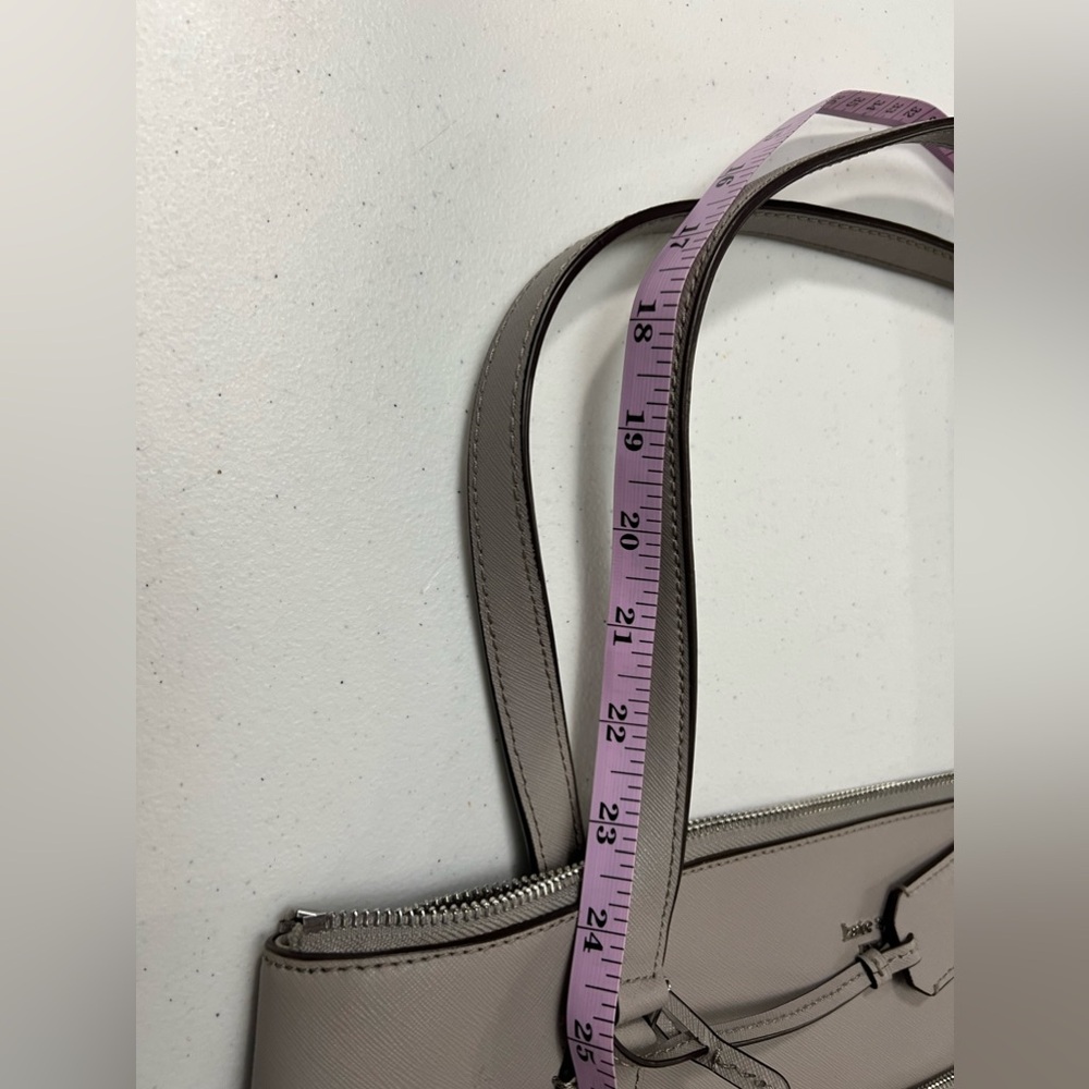 Kate Spade|Cameron Pocket Tote|Taupe Grey - Picture 8 of 16